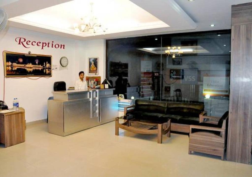 Sukhman International Hotel Near Amritsar Railway Station Екстер'єр фото